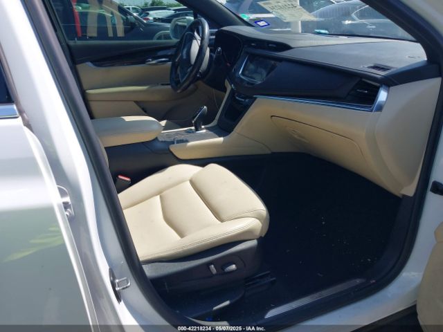 1GYKNARS0HZ234063 Cadillac Xt5 Standard