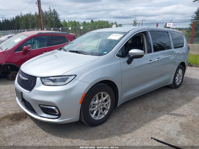 Chrysler Pacifica Touring L 2023 2C4RC1BG6PR620656 Image 2