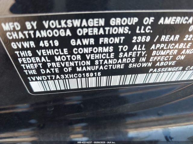 1VWDT7A3XHC015915 Volkswagen Passat 1.8t R-line