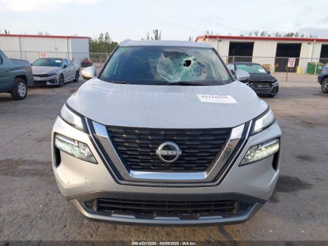 5N1BT3CA6PC688497 Nissan Rogue Sl Fwd