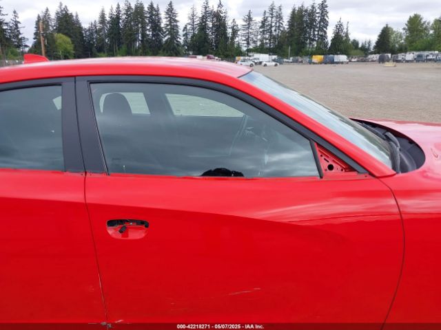 2C3CDXHG4NH166072 Dodge Charger Gt Rwd