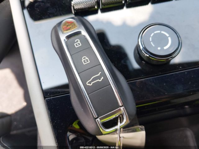 WP1AA2AY2RDA02192 Porsche Cayenne