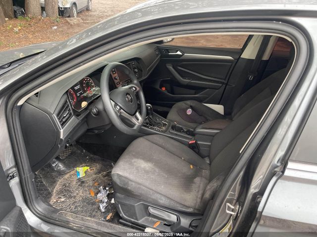 3VWC57BU6KM012822 Volkswagen Jetta