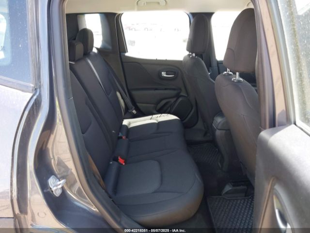 ZACNJDA15NPP00581 Jeep Renegade Sport 4x4