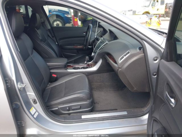 19UUB1F32HA010118 Acura TLX