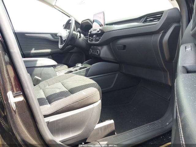 1FMCU9GN0RUA74480 Ford Escape Active