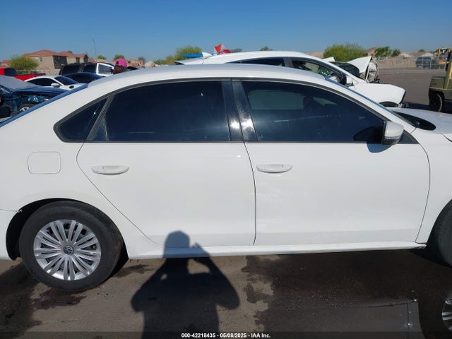 Volkswagen Passat 1.8t S 2014 1VWAT7A35EC023841 Image 14