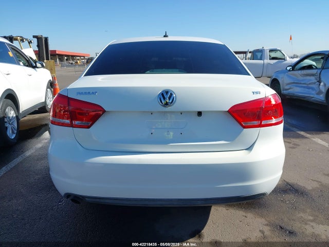 Volkswagen Passat 1.8t S 2014 1VWAT7A35EC023841 Image 17