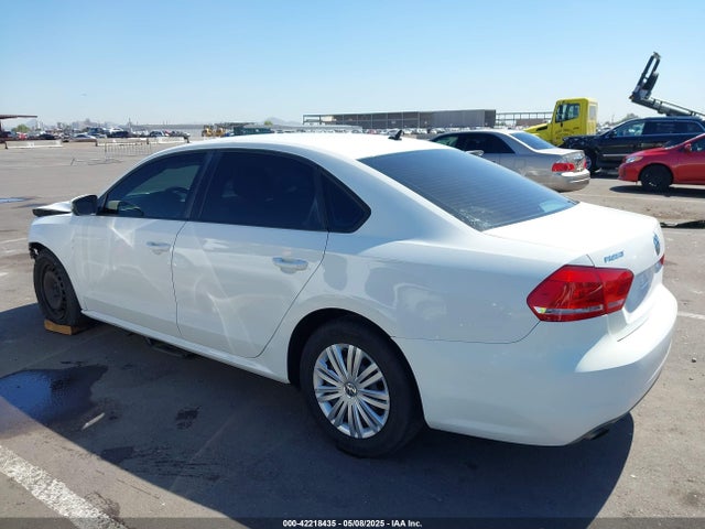 Volkswagen Passat 1.8t S 2014 1VWAT7A35EC023841 Image 3