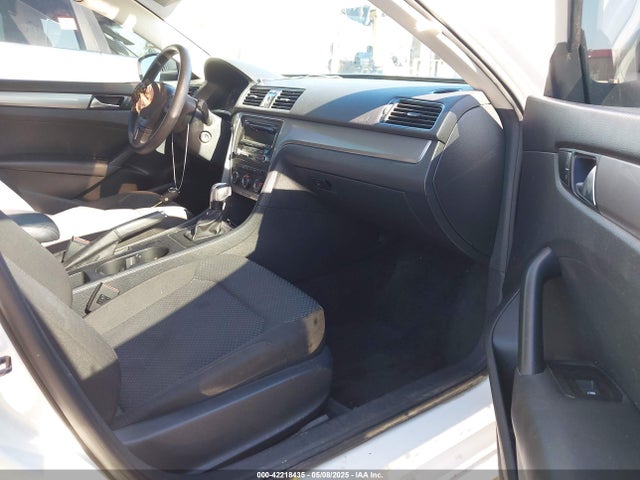 Volkswagen Passat 1.8t S 2014 1VWAT7A35EC023841 Image 5