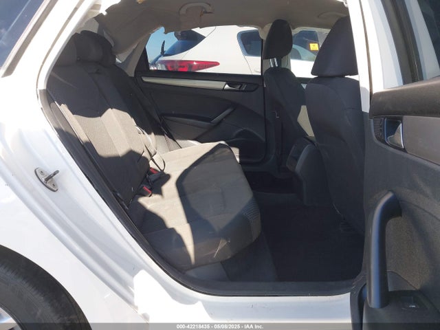 Volkswagen Passat 1.8t S 2014 1VWAT7A35EC023841 Image 8