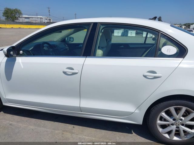 3VWD17AJ3EM443985 Volkswagen Jetta 1.8t Se