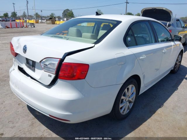 3VWD17AJ3EM443985 Volkswagen Jetta 1.8t Se