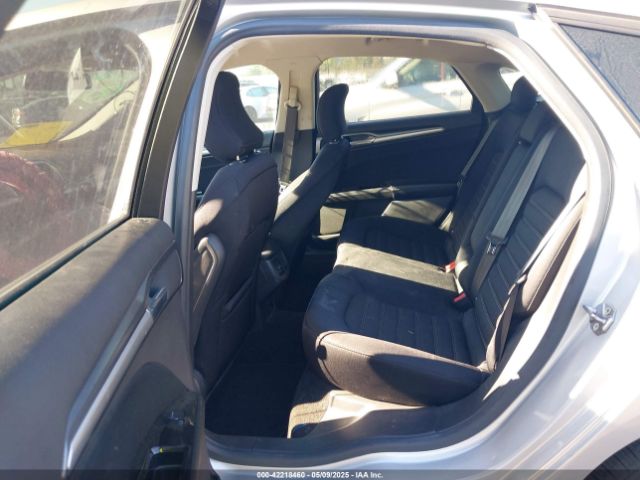 3FA6P0HD2FR266681 Ford FUSION SE