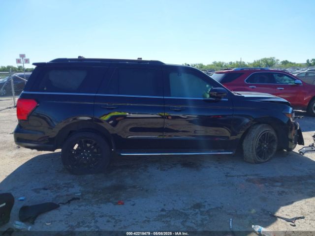 1FMJU1HTXNEA03300 Ford Expedition Xlt