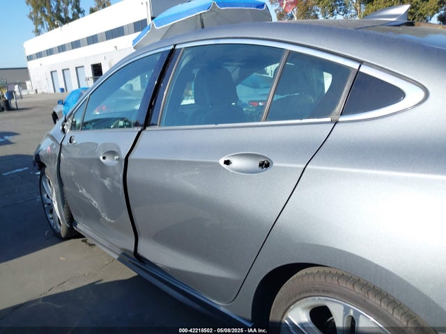 1G1BF5SM9J7127612 Chevrolet le2 -di: direct injection, vvt: variable valve timing, gen, alum