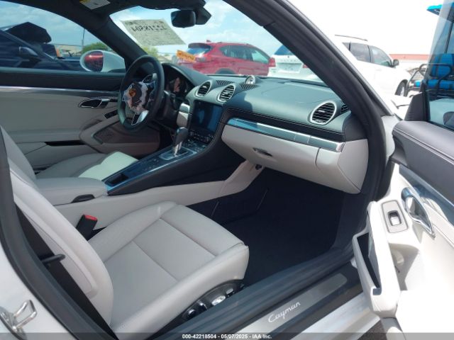 2025 PORSCHE 718 CAYMAN WP0AA2A83SK255637 Photo 4