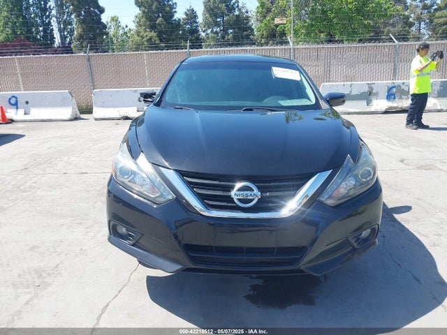 1N4AL3AP3HC265830 Nissan 2017