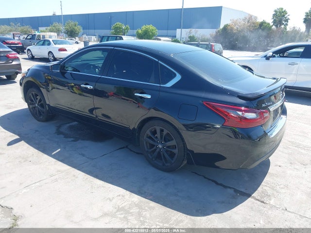 1N4AL3AP3HC265830 Nissan 2017