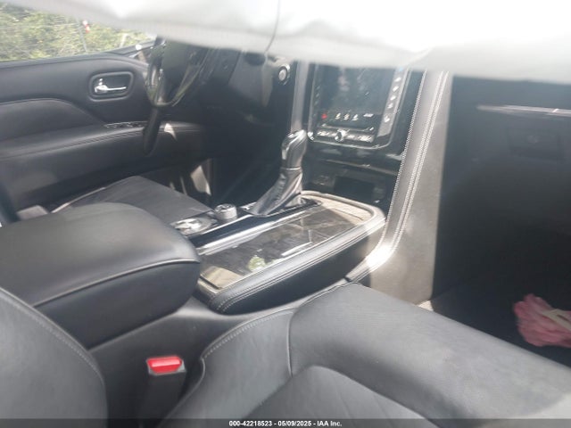 JN8AZ2NF6L9701505 Infiniti QX80