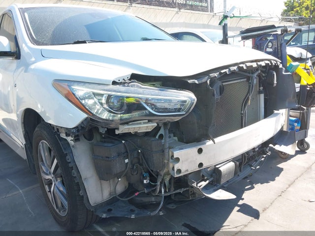 Infiniti 2019 2019 5N1DL0MN0KC569636 Image 18