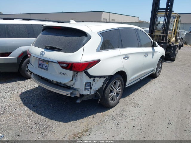 Infiniti 2019 2019 5N1DL0MN0KC569636 Image 4