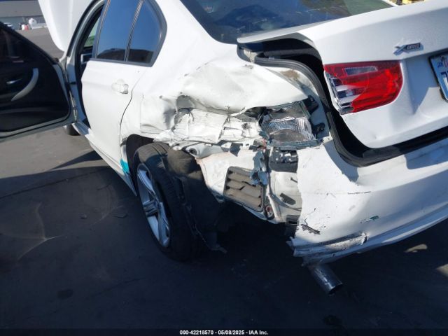 WBA3C3C50EPV90726 BMW 320i Xdrive
