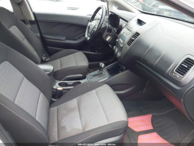 KNAFX4A8XE5121157 KIA FORTE EX
