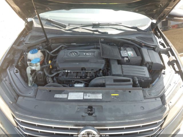 1VWAT7A39GC023988 Volkswagen Passat 1.8t S