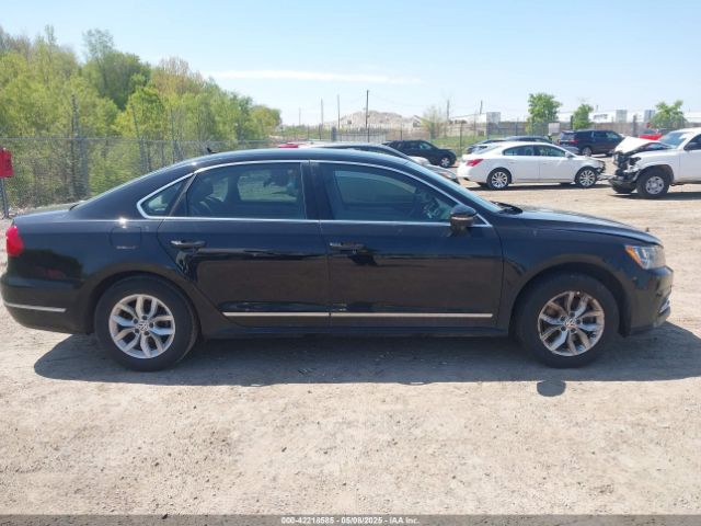 1VWAT7A39GC023988 Volkswagen Passat 1.8t S