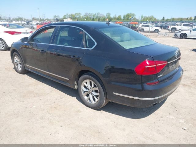 1VWAT7A39GC023988 Volkswagen Passat 1.8t S