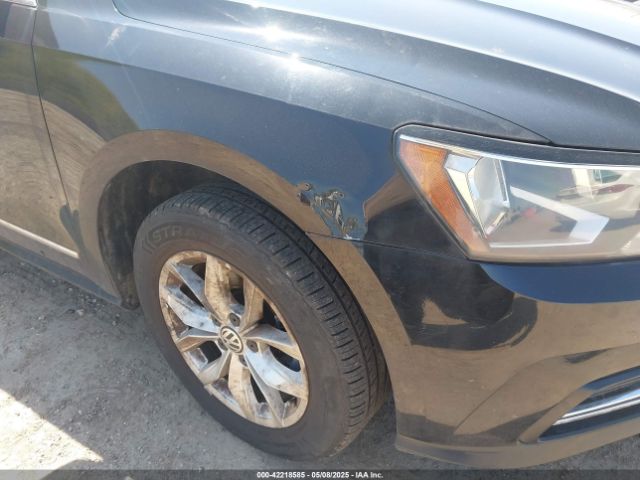 1VWAT7A39GC023988 Volkswagen Passat 1.8t S