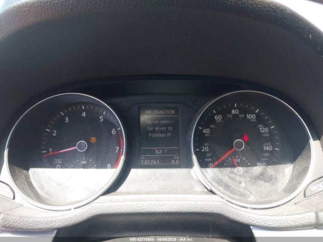1VWAT7A39GC023988 Volkswagen Passat 1.8t S