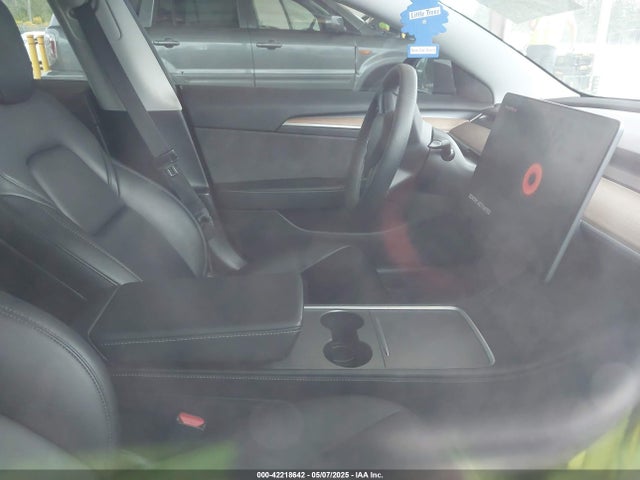 2021 TESLA MODEL 3 5YJ3E1EB4MF002436 Photo 4