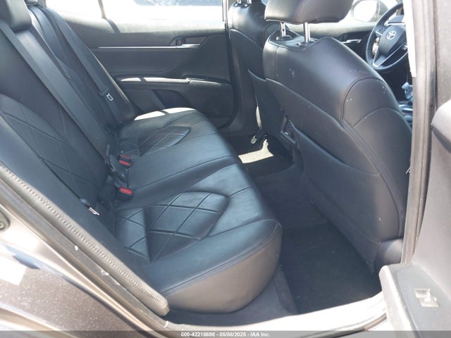 4T1BZ1HK0JU501096 Toyota Camry Xle V6