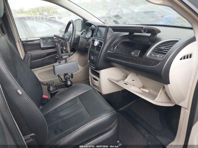 2C7WC1BGXER164728 Chrysler Town & Country Touring