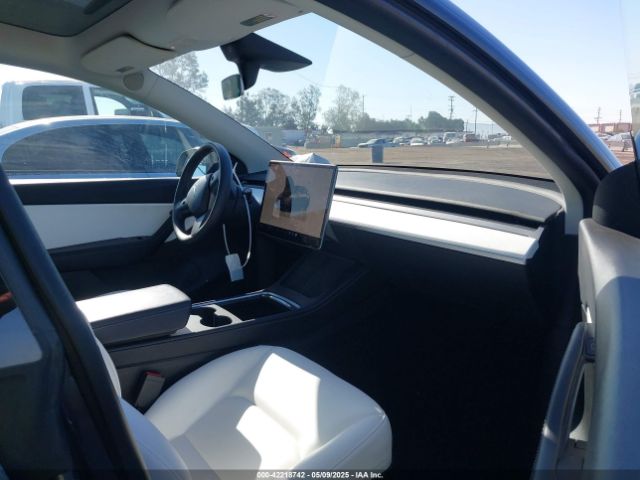 2022 TESLA MODEL Y 7SAYGDEF2NF490794 Photo 4
