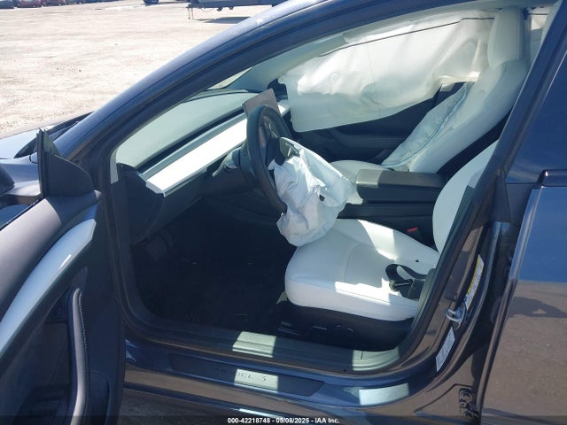 2023 TESLA MODEL 3 5YJ3E1EAXPF617388 Photo 4