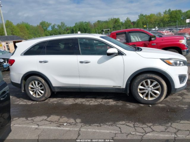 5XYPGDA54HG221439 KIA Sorento 3.3l Lx