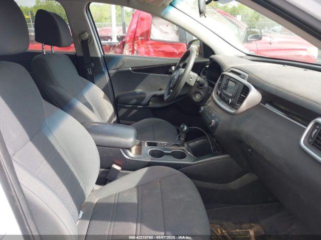5XYPGDA54HG221439 KIA Sorento 3.3l Lx