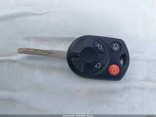1FADP3F24HL267083 Ford FOCUS SE