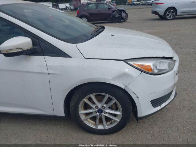 1FADP3F24HL267083 Ford FOCUS SE