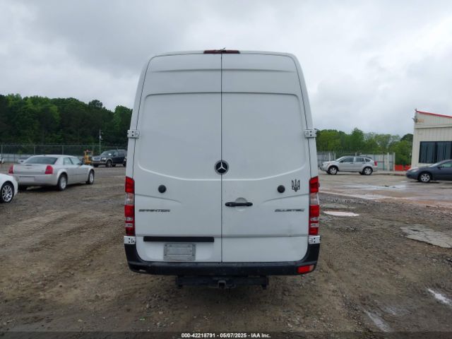 WD3PE8DC2F5982851 Mercedes-Benz Sprinter 2500 High Roof