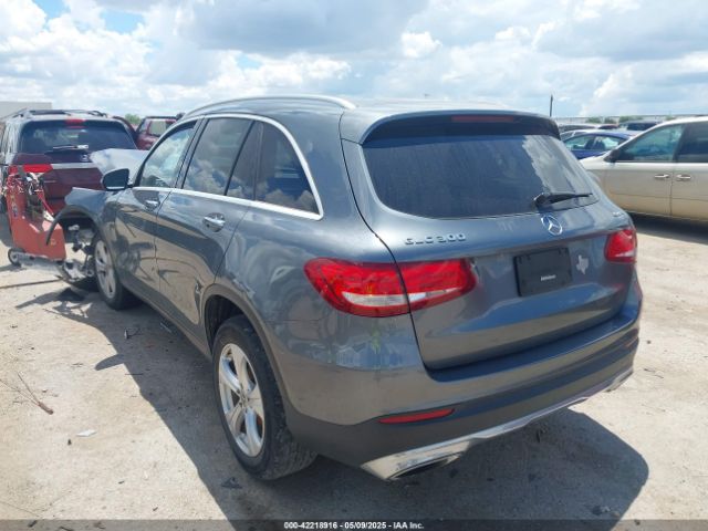 2018 MERCEDES-BENZ GLC 300 WDC0G4KB3JV068602 Photo 2