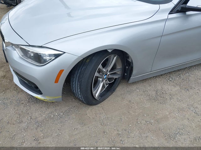 WBA8A3C36HK692592 BMW 320i Xdrive