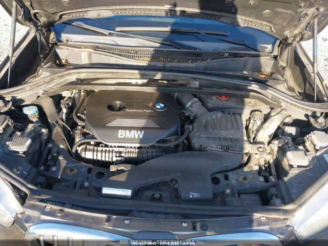 2016 BMW X1 WBXHT3C30GP886097 Photo 9