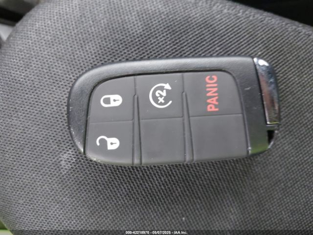 ZACNJABB4KPJ73599 Jeep Renegade Latitude Fwd