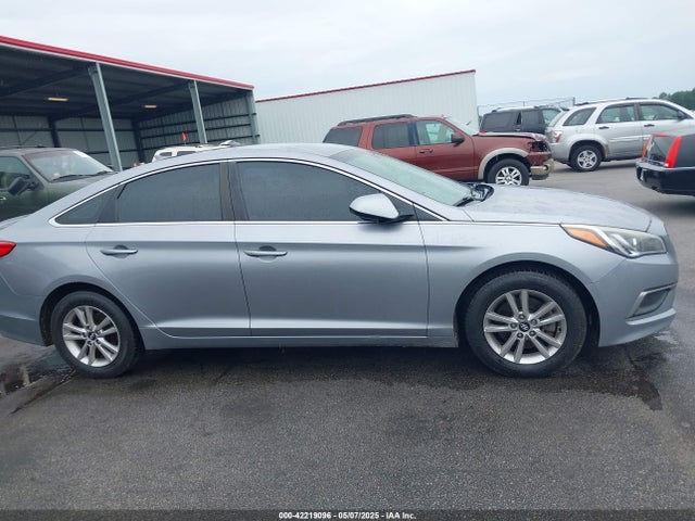 5NPE24AF9GH390409 Hyundai Sonata