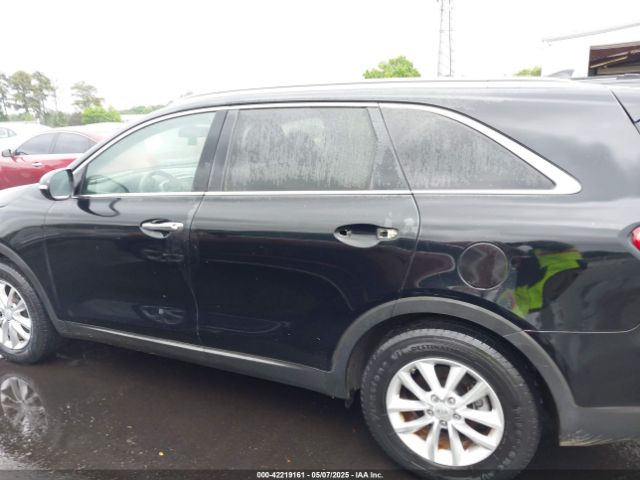 5XYPG4A59GG002460 KIA Sorento 3.3l Lx