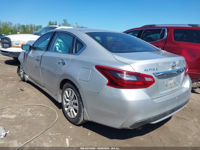 1N4AL3AP3HN328459 Nissan Altima 2.5 S